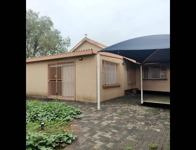 3 BEDROOM HOUSE FOR SALE IN VAAL PARK EXT 1